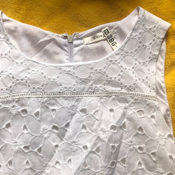 Dress - Picture 3 of 4